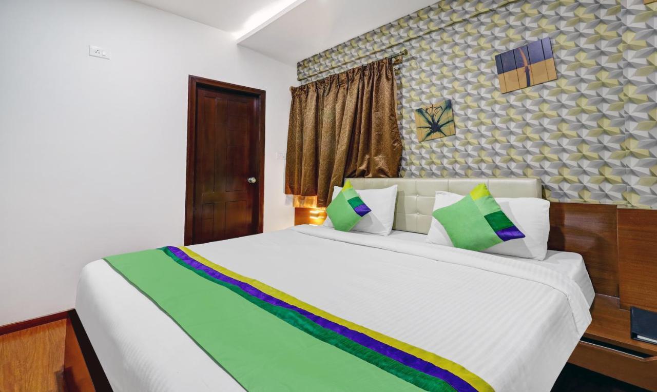 Treebo Trend The White Tree Hope Farm Junction Hotel Bangalore Bagian luar foto