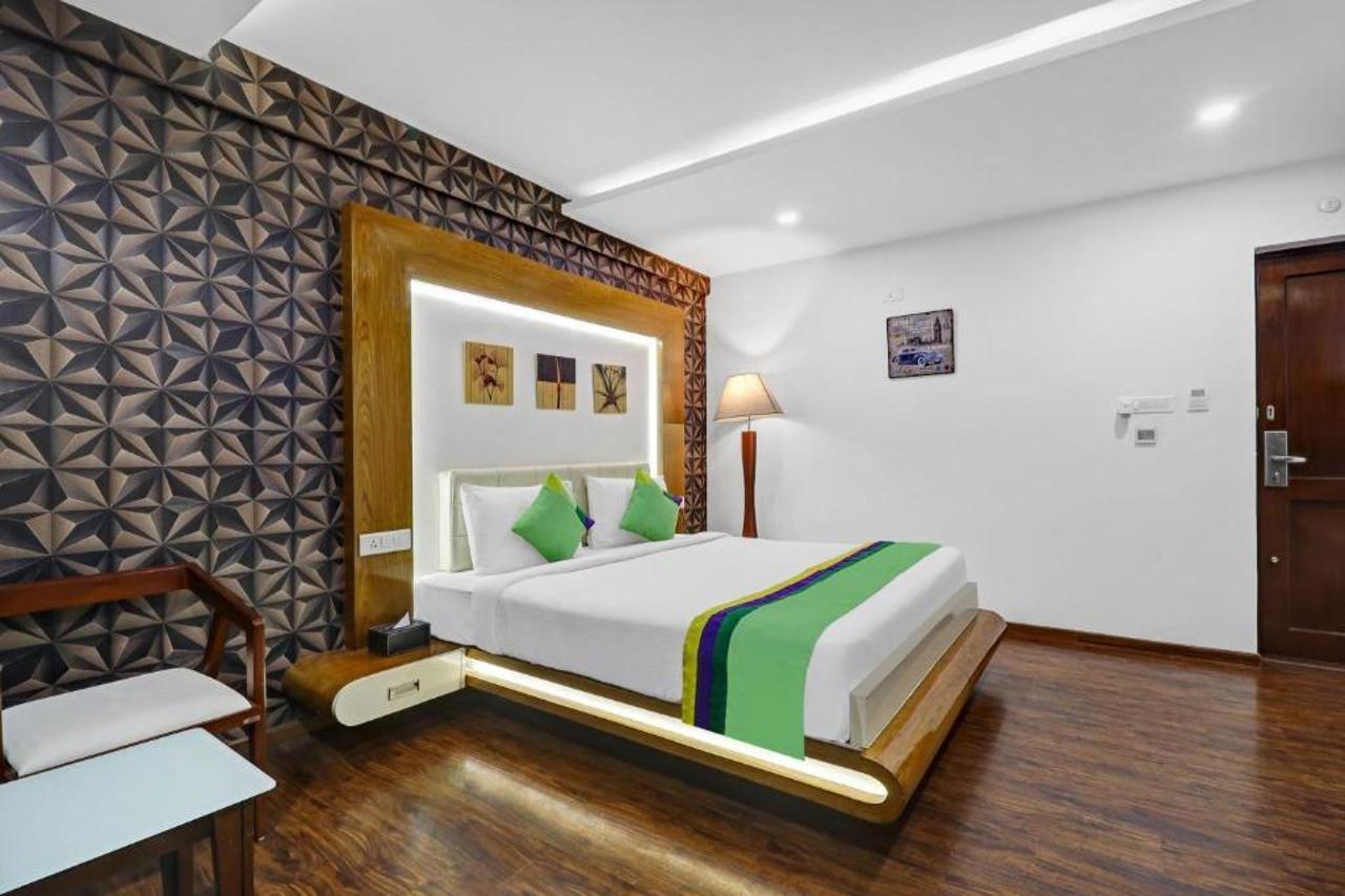 Treebo Trend The White Tree Hope Farm Junction Hotel Bangalore Bagian luar foto